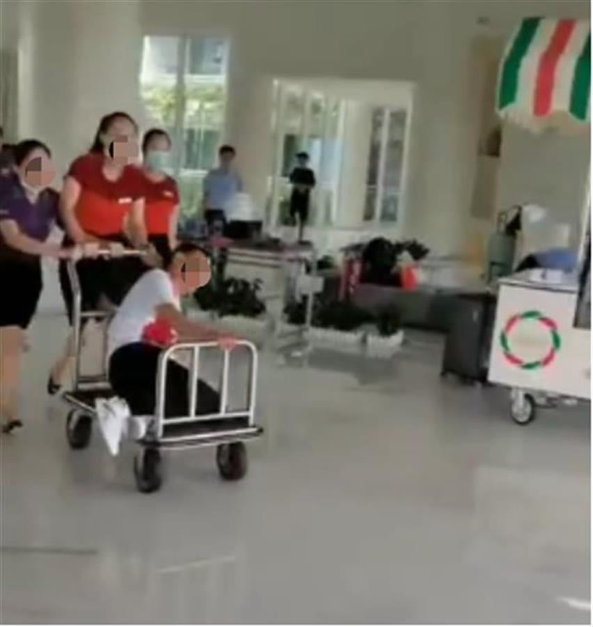海南三亚一酒店突发伤人事件,嫌疑人已被警方带走