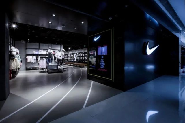 nike东方新天地beacon,全新升级的门店占地千平.