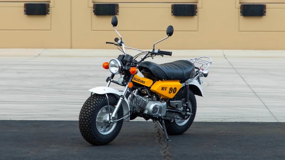 犹如小玩具一般的铃木摩托车被称为vanvan的铃木rv90