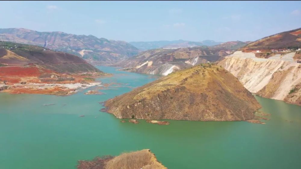 高峡平湖|蓄水中的白鹤滩水电站宁南库区风光