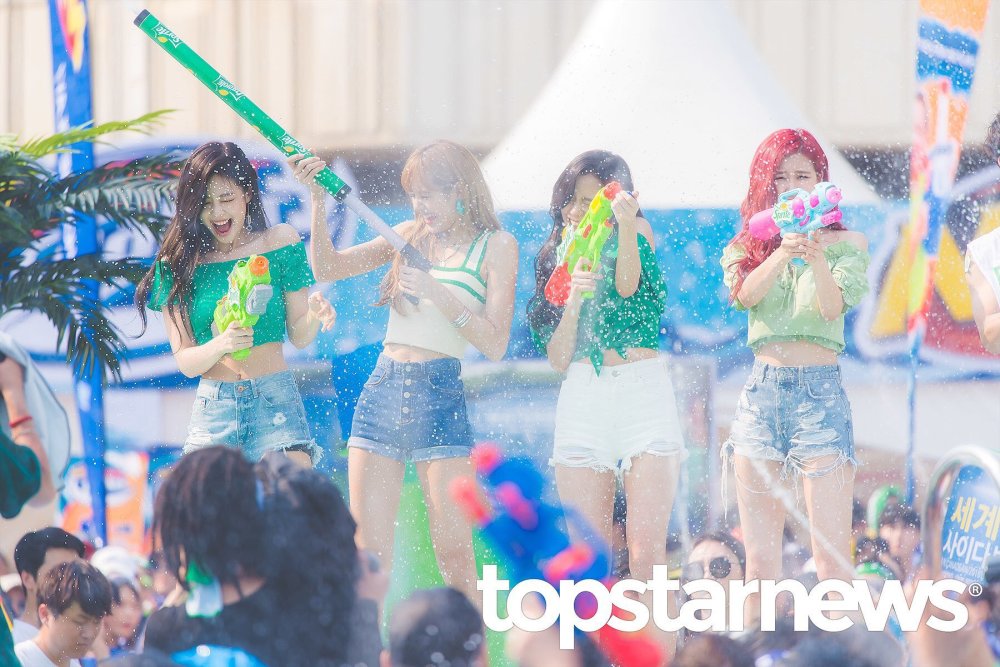 blackpink雪碧代言照片,blackpink代言雪碧照片 blackpink电脑壁纸分享雪碧布莱品客永远的神