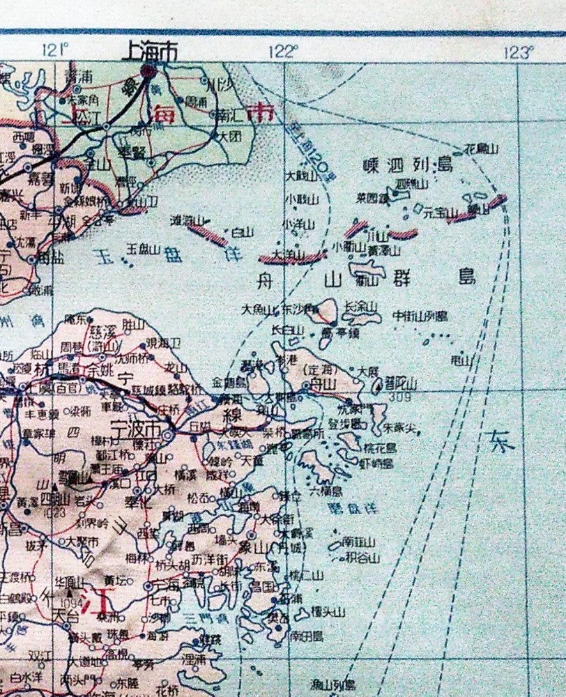 1962年4月撤销舟山县,恢复定海,普陀,岱山3县,另设大衢县.