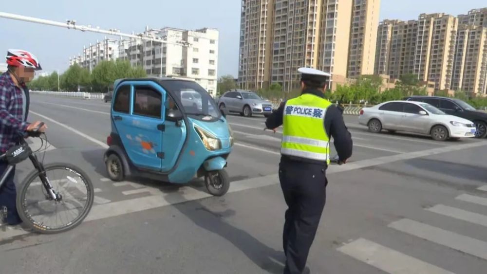 公安部发布的《道路交通安全法(修订建议稿)》 明确电动三轮车属于