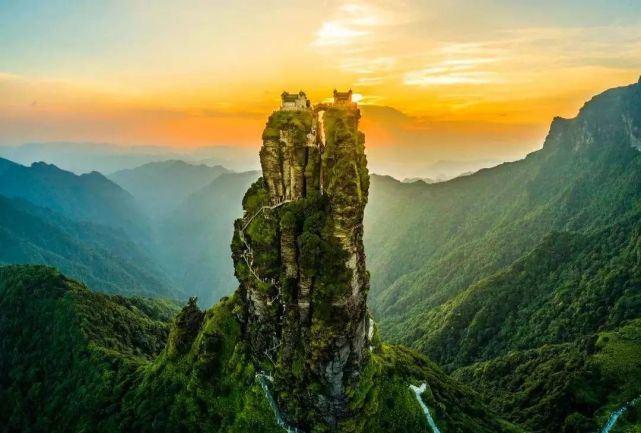 五一旅游攻略,贵州梵净山"天空之城"佛教五大名山之一