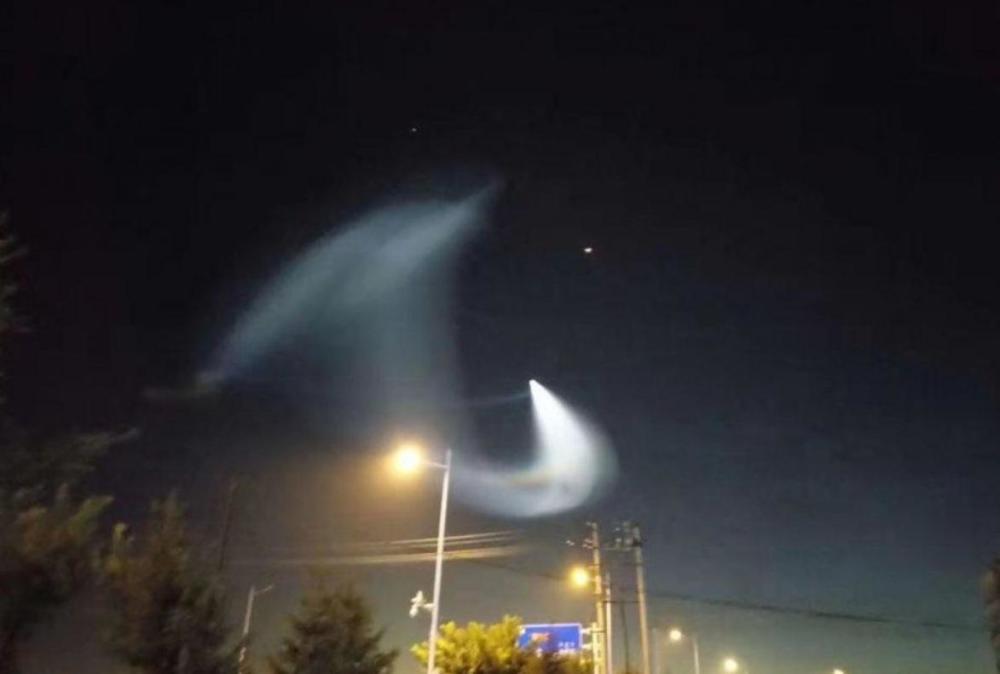 黑龙江上空惊现不明飞行物!天眼直击"第二地球"!外星人警告?