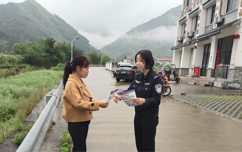 从理论到实践的转变——中国刑警学院学警在淳安