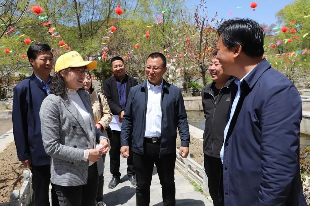 胡丽霞金学民督查节前安全生产工作