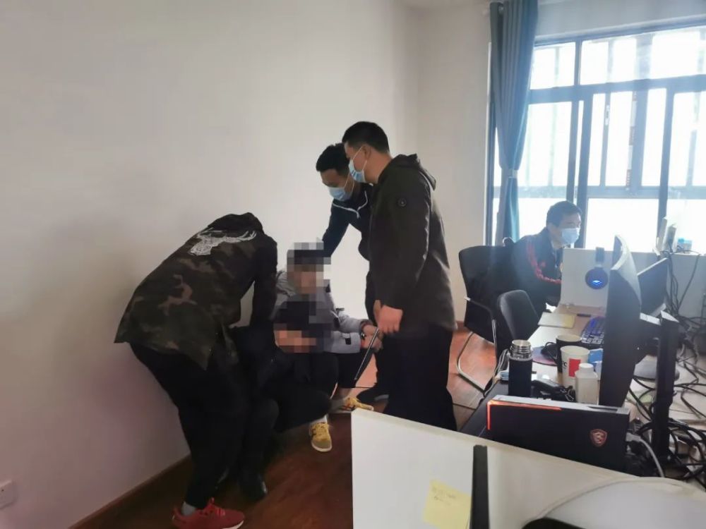 01"电信网络诈骗案发生后,西充县公安局党委高度重视,从各警种抽调