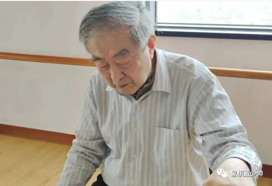 主队阵容:季本涵,戴荣光,言穆江,童本平,汪霞萍,陈淑兰.