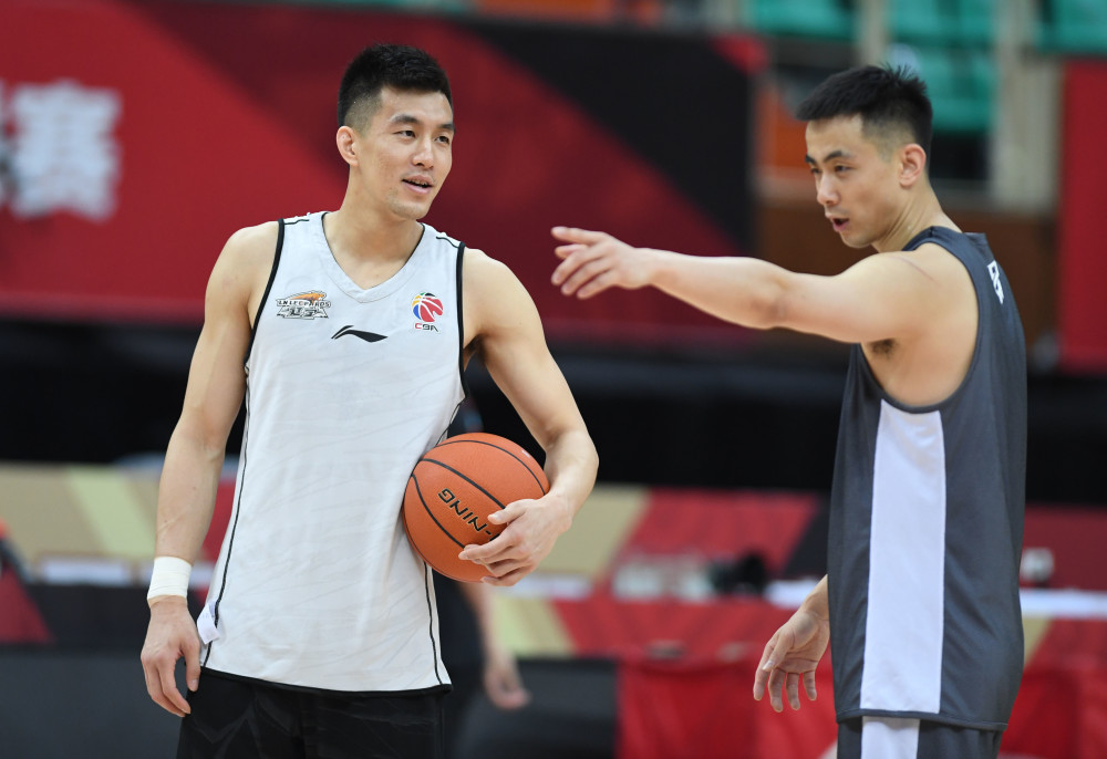 (体育)篮球——cba总决赛:辽宁本钢队赛前训练