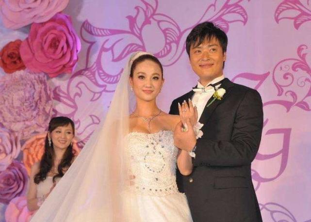 张桐与关思婷婚礼