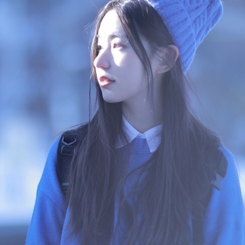 冷色系女头像