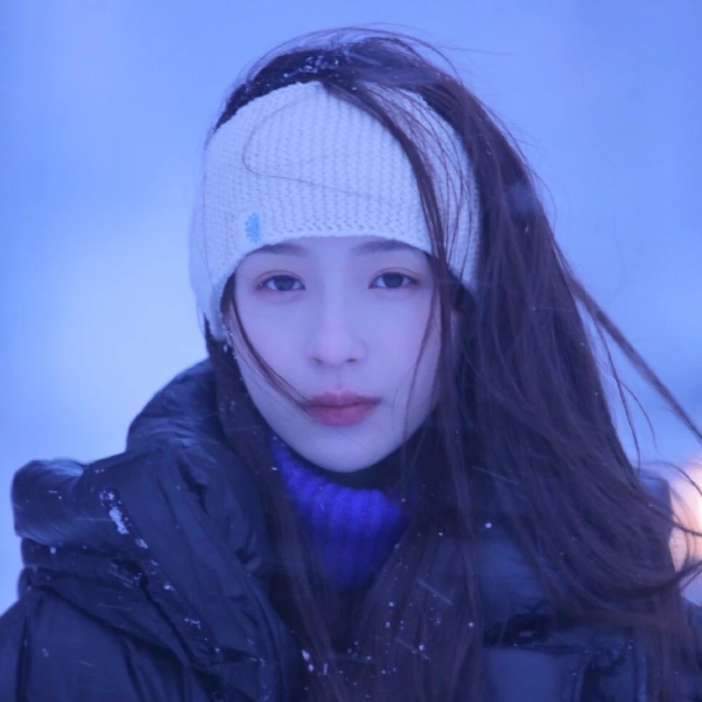 冷色系女头像