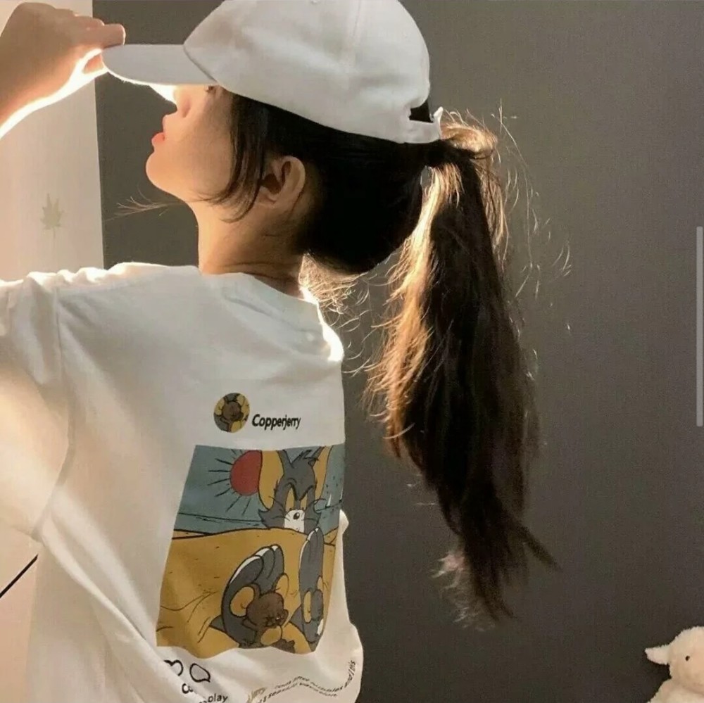 白色清新脱俗女生头像|确定不要安排一个?