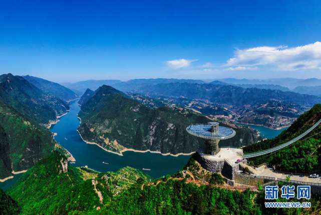 【"飞阅"中国】绝美山水 长江三峡巫峡口风景如画