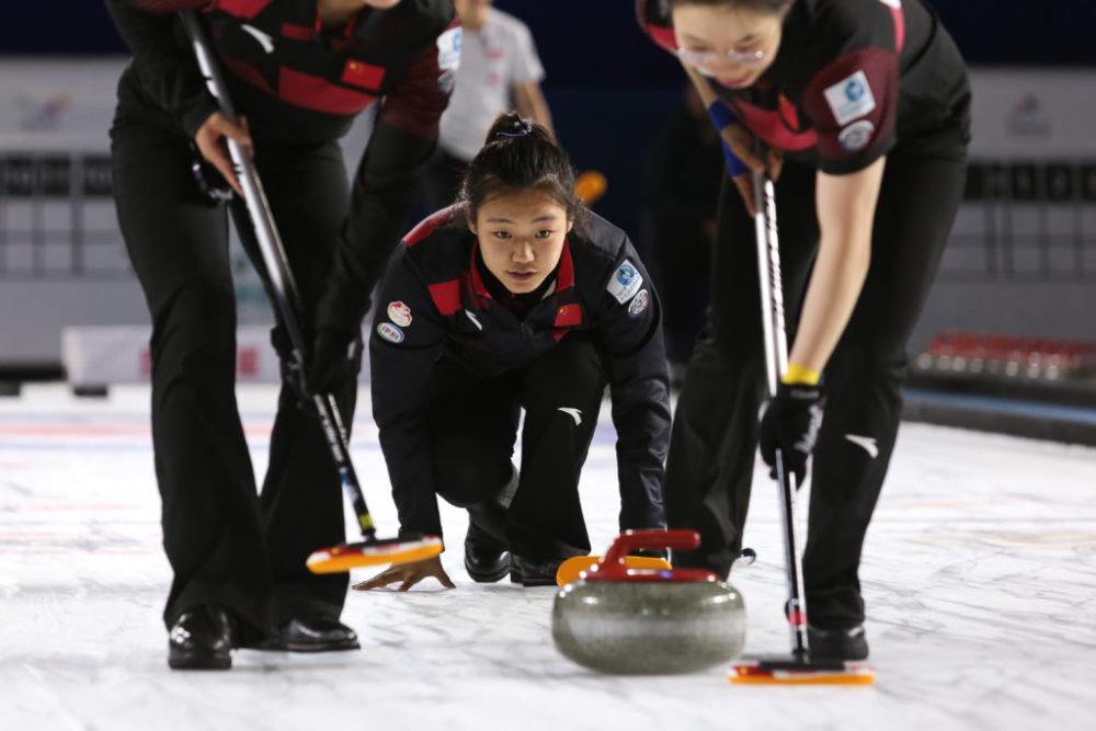 女子冰壶世锦赛中国5-2力挫日本 加拿大负俄罗斯遭第三败