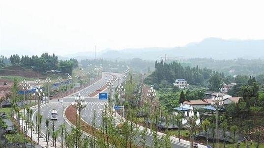 南充历年人口变化_家乡变化的图片南充(2)