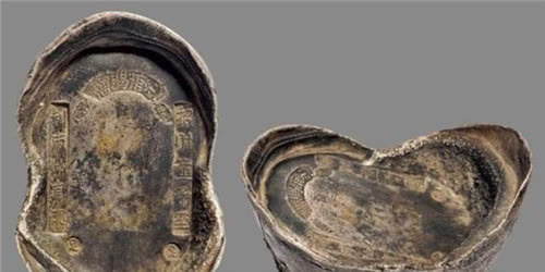 古代银子的真实样貌:表面黑不溜秋,布满牙印,和荧屏上
