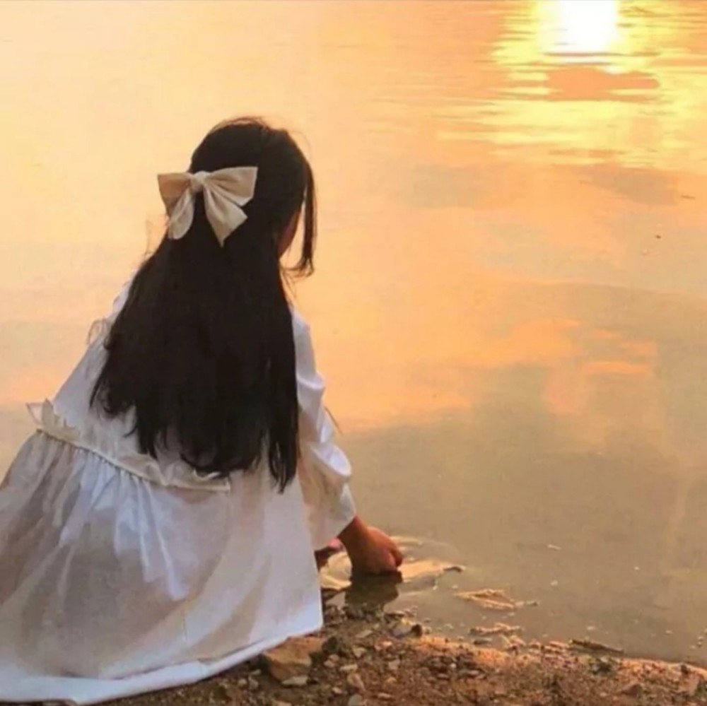 贩卖日落ins超火女神头像