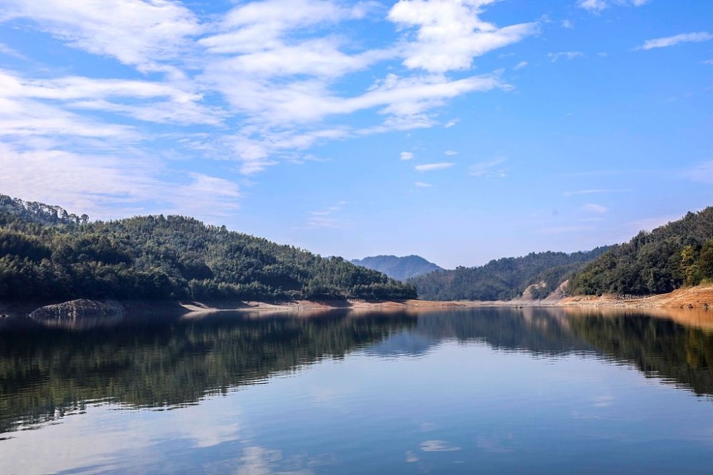 湖南益阳桃花湖秋景宜人青山碧水美不胜收