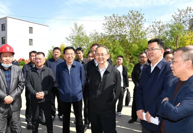 郑连生在定襄县和忻州城区进行调研检查