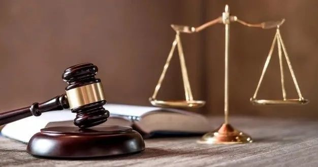 企业法讯丨遇到纠纷,选仲裁还是诉讼?