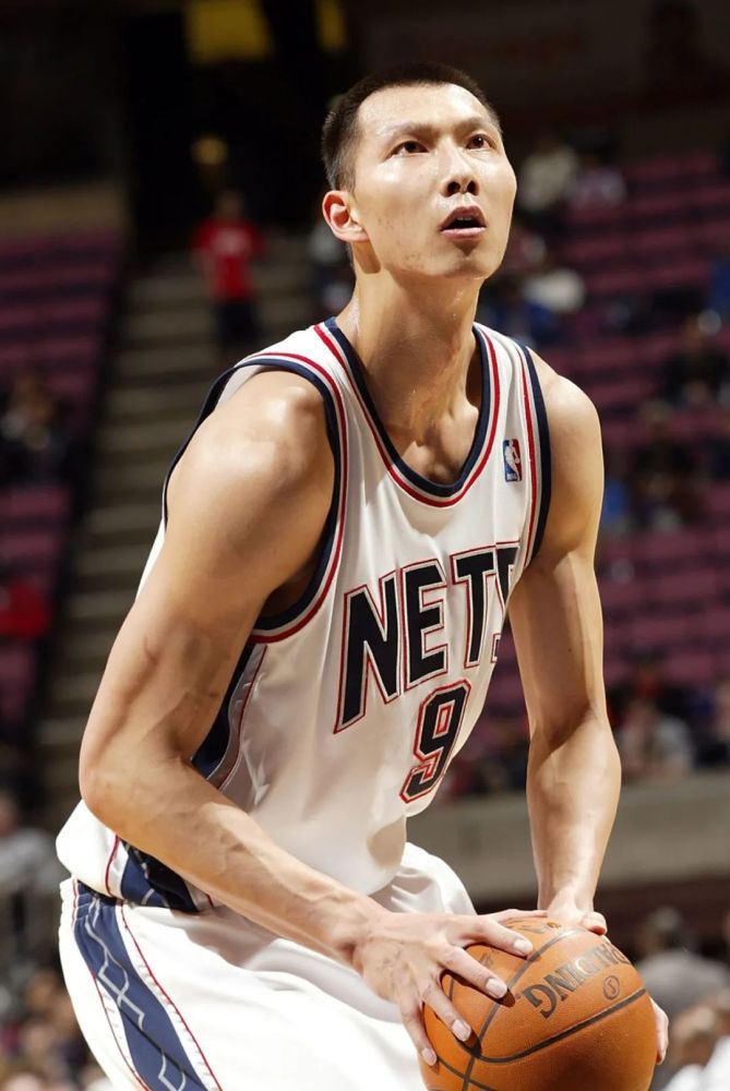 今日壁纸:十一冠王,广东宏远华南虎