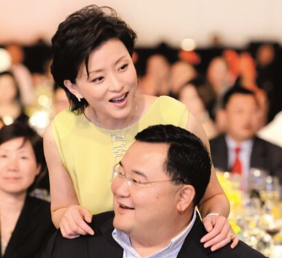 26岁的杨澜离婚后,嫁给"其貌不扬"的富豪吴征,人生开挂身价达150亿