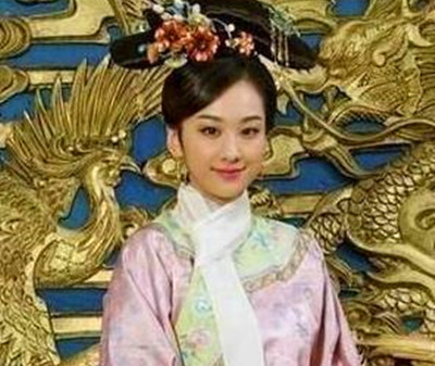 清朝一传奇女子:63岁才被封为妃子,活了97岁,乾隆对她