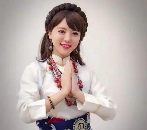 "平成九大歌姬之一",参加《浪姐2》的阿兰,是个隐形富婆