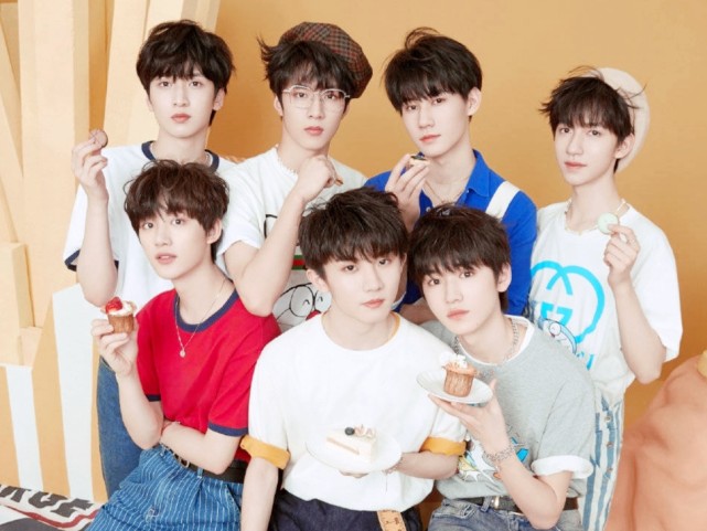 王俊凯带大秀,王源写歌,易烊千玺带团综!tfboys全力带时代少年团?