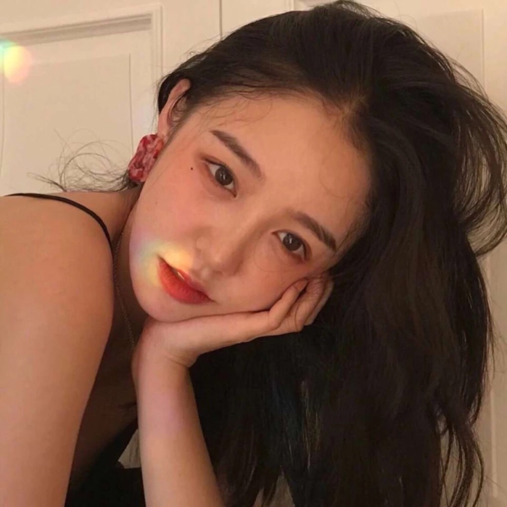 100张唯美可爱风女生真人头像