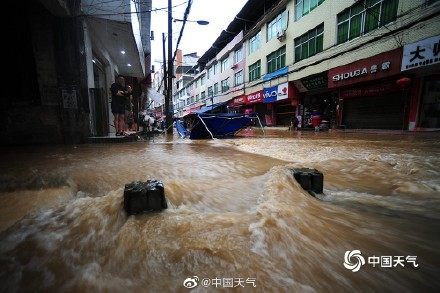 过去24小时重庆3区县现大暴雨5条河流发生洪水