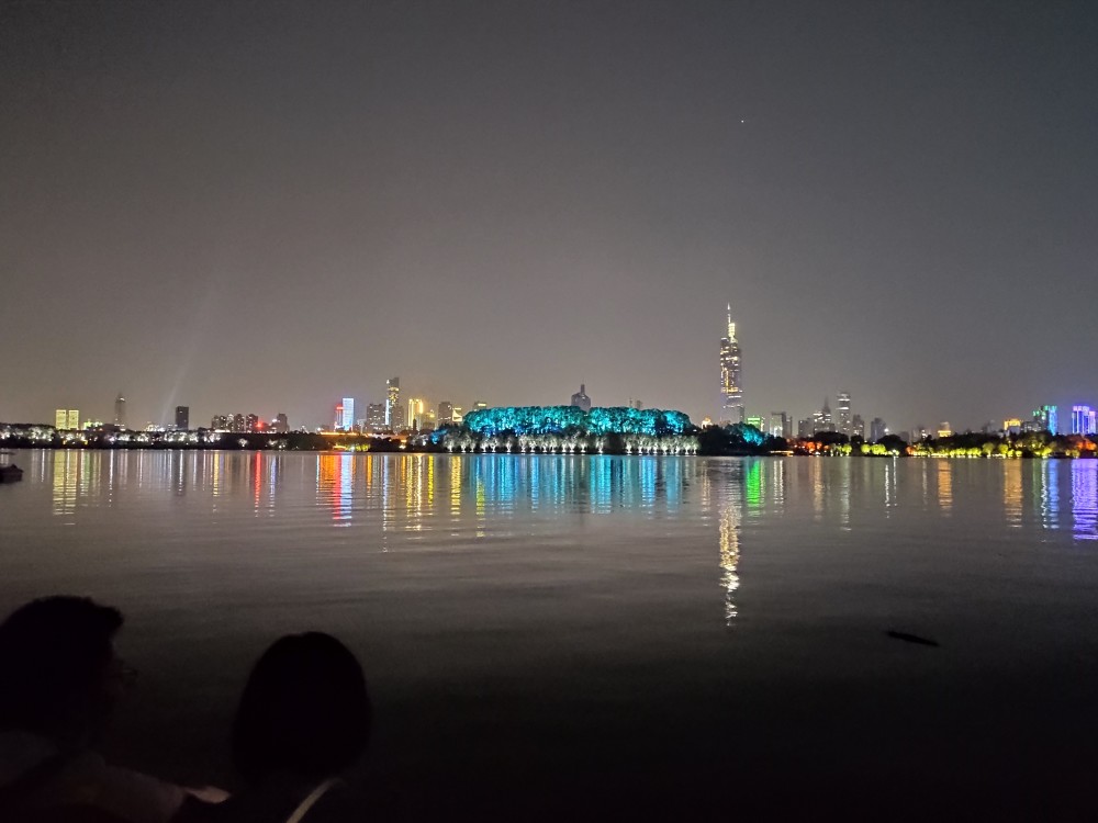 南京玄武湖夜景