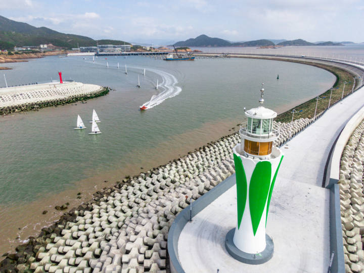 沿着象山北纬30°最美海岸线 来亚帆中心乘风破浪_腾讯新闻