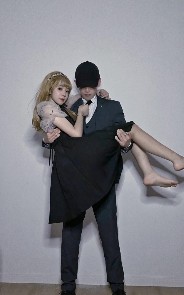 霸总林锡有几个替身?新视频因一细节翻车,网友:手都不