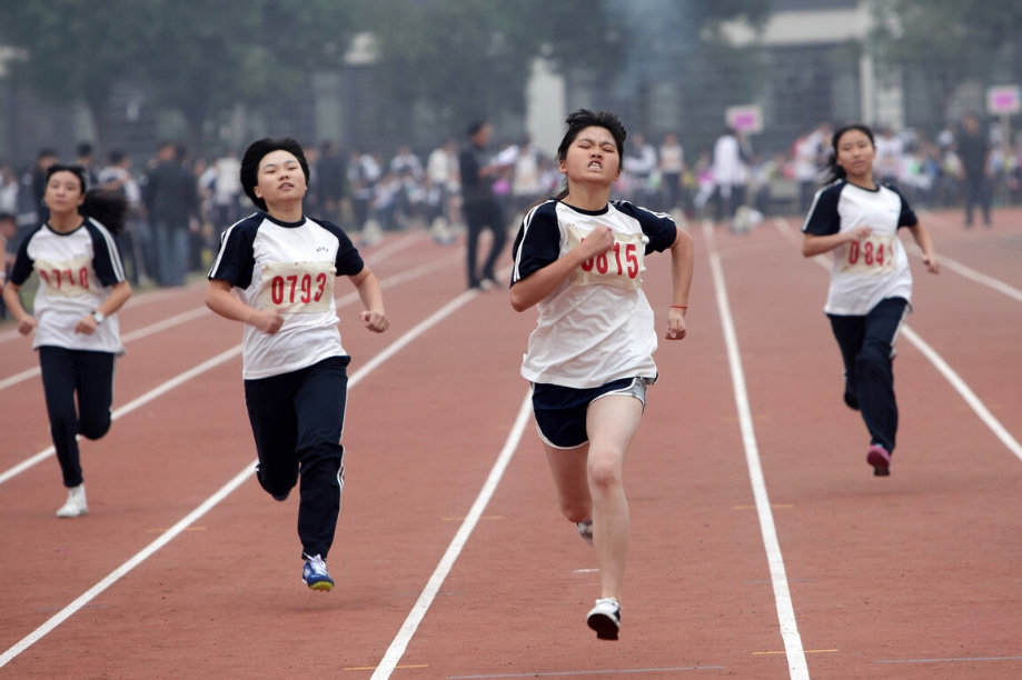 体育老师公认的省力跑步法助你轻松跑到终点体测不用愁