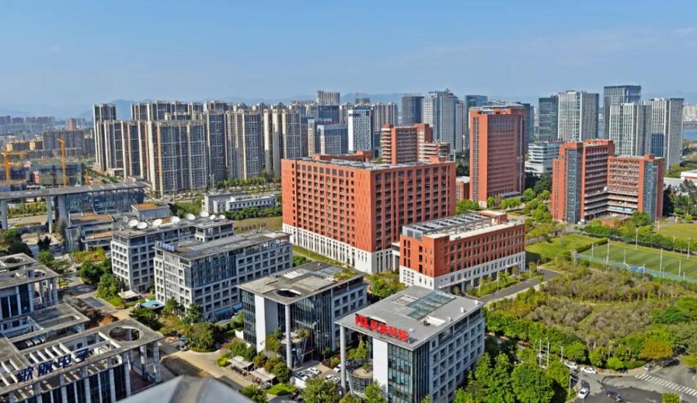 福州高新区:三十而立 追