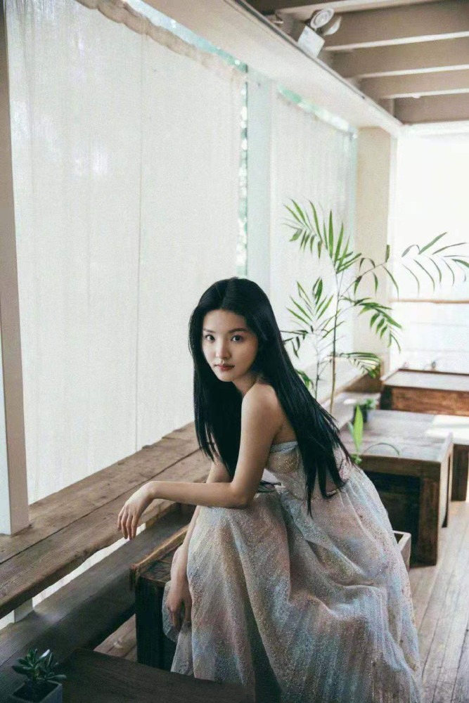 "你的婚礼"章若楠清纯甜美,这颜值超美