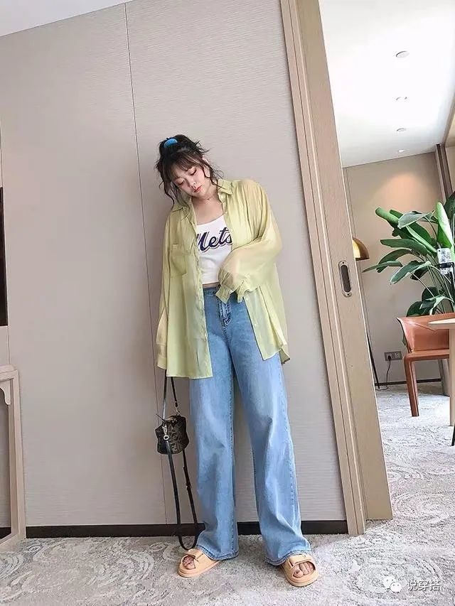 微胖女孩的穿搭方案,遮粗腿挡肉肉,显瘦又时尚