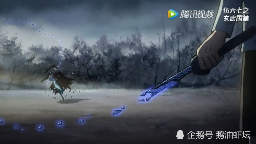 却用魔刀千刃劈开了飞鸟派掌门黑鸟的面具,如果是阿柒的做法应该是由