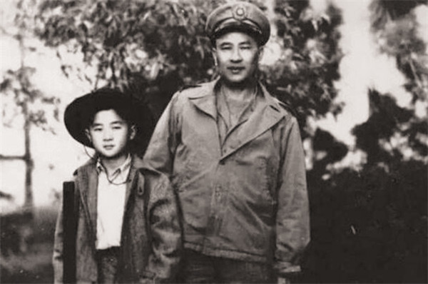 白崇禧之子白先勇:与患病恋人相守35年,父亲尊重并理解他的性取向