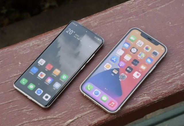 iphone13真机长这样正面丑哭了