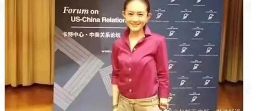 比尔·盖茨出轨85后华人美女翻译?