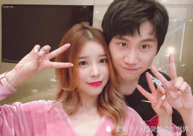 阿水求姻缘成功了?带女友回家被偶遇,有钱又有颜,网友