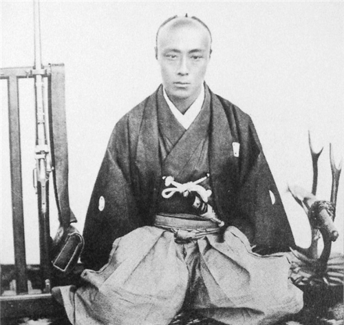 德川幕府统治日本265年,被推翻后,其家族怎样了?说出来别不信