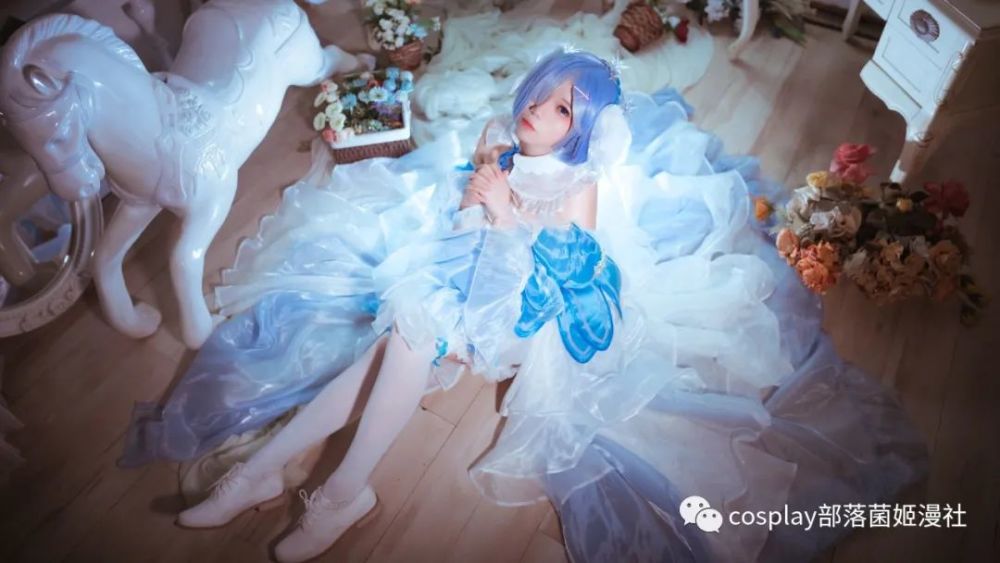 cos:蕾姆冰晶礼服cos正片@岚九