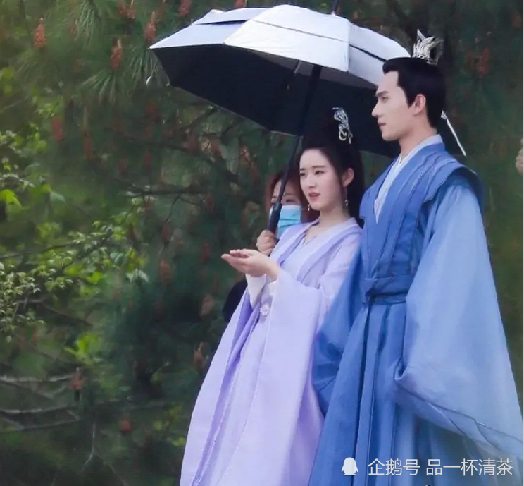 《且试天下》路透:本以为赵露思宣璐就够美了,我却被安悦溪吸引了