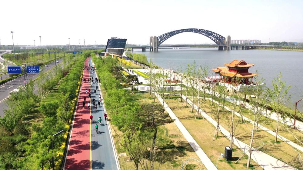 城市"骑"精彩!太原滨河自行车道成为市民通勤首选通道