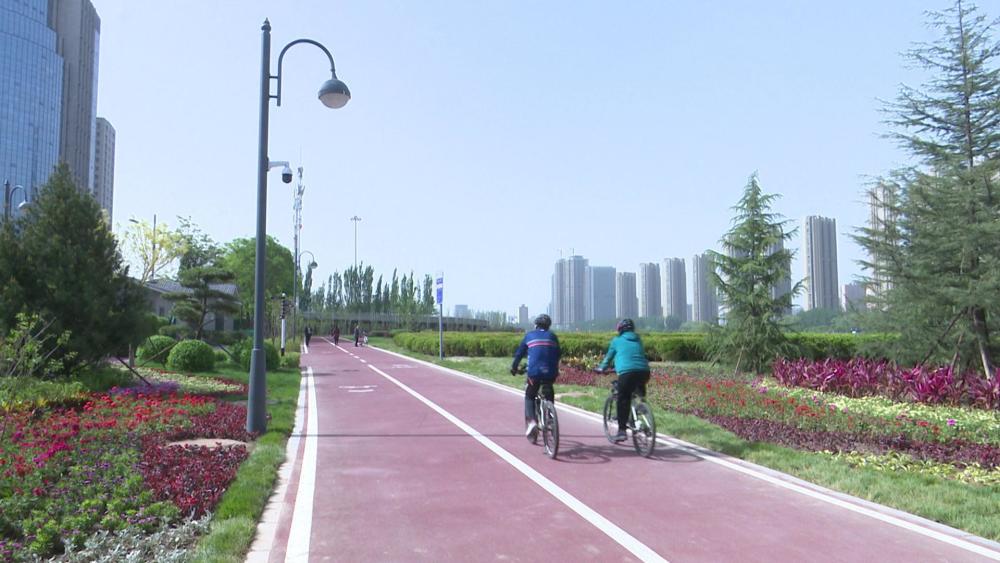 城市"骑"精彩!太原滨河自行车道成为市民通勤首选通道
